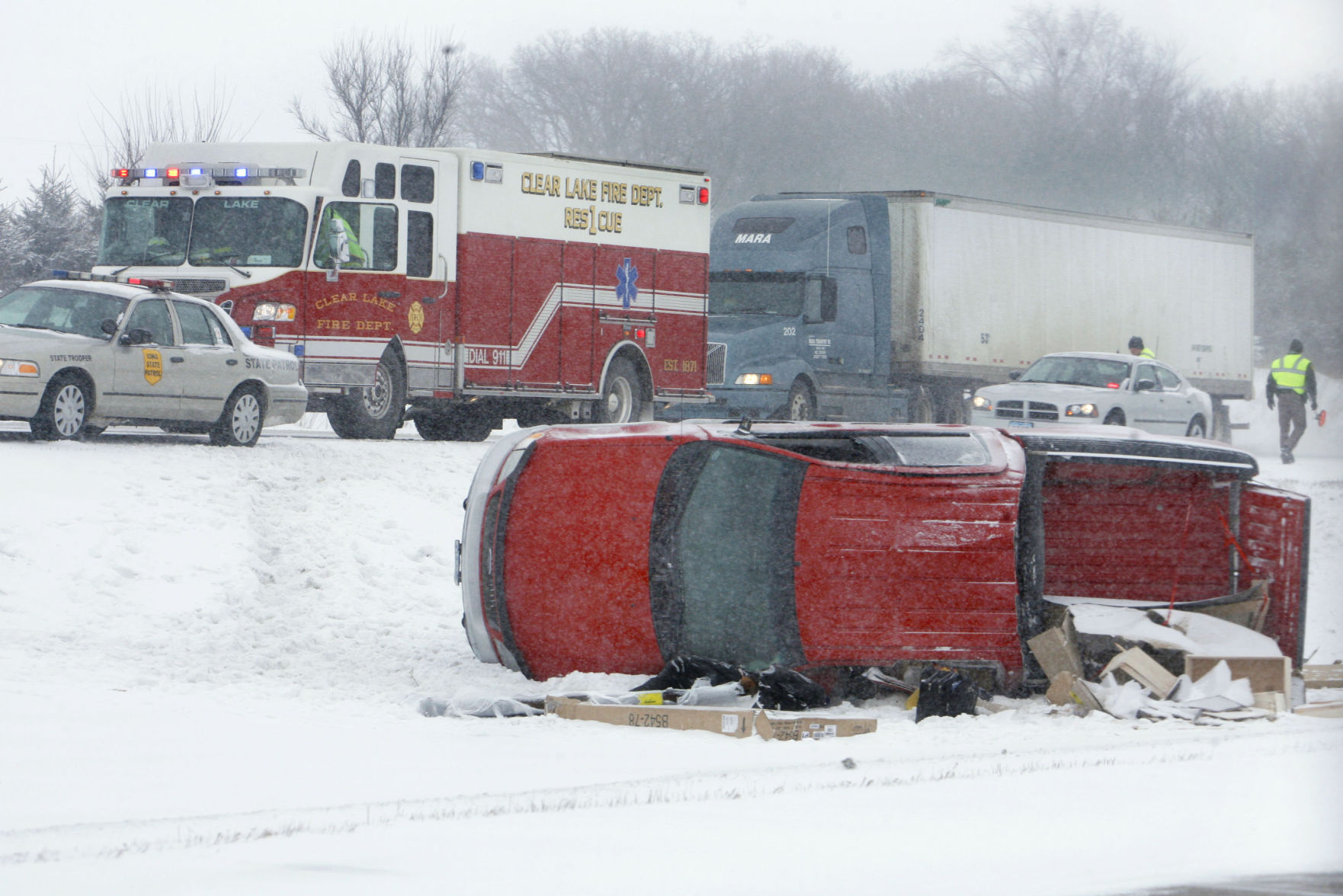 I-35 roll over